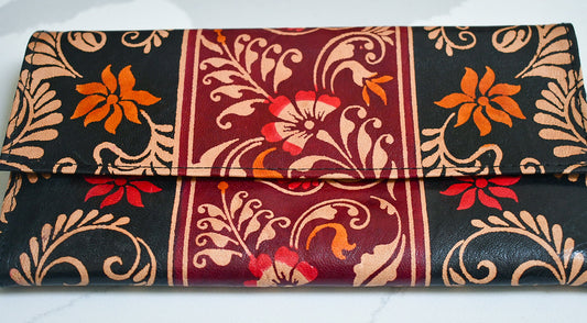 Shantiniketan Leather Clutch - Large