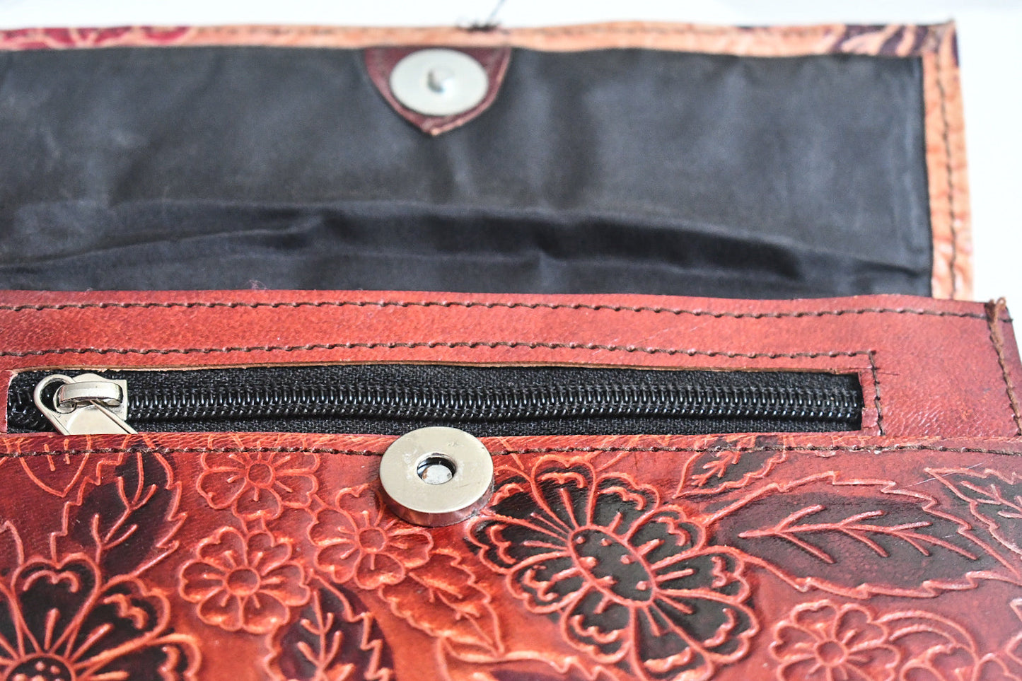 Shantiniketan Leather Clutch - Medium