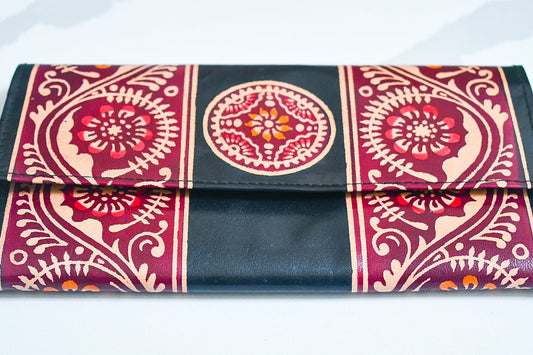 Shantiniketan Leather Clutch - Large